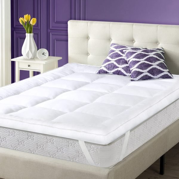 Waterproof Mattress Toppers in Paksitan Elastic Straps Knit that Fits Gul A Classic Soft and Comfortable White (1)