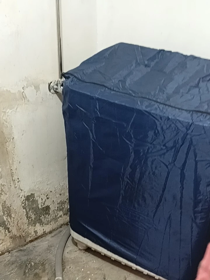 I am extremely satisfied with this navy blue twin tub washing machine cover. The material feels durable, water-resistant, and high-quality, giving full protection against dust, water splashes, and stains. It fits the machine perfectly from top to bottom while keeping the drainage pipe and power cord accessible. The top zipper enclosure makes it very convenient to open and use without having to take the entire cover off every time. Highly recommended for anyone looking to keep their washing machine clean and safe!